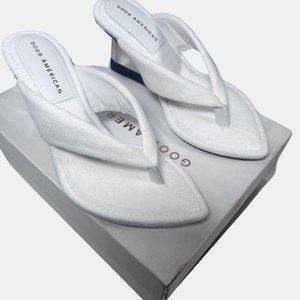 GOOD AMERICAN White Terry Sandals with Wedge Block Heels Size 10 (Fits a 9-9.5)